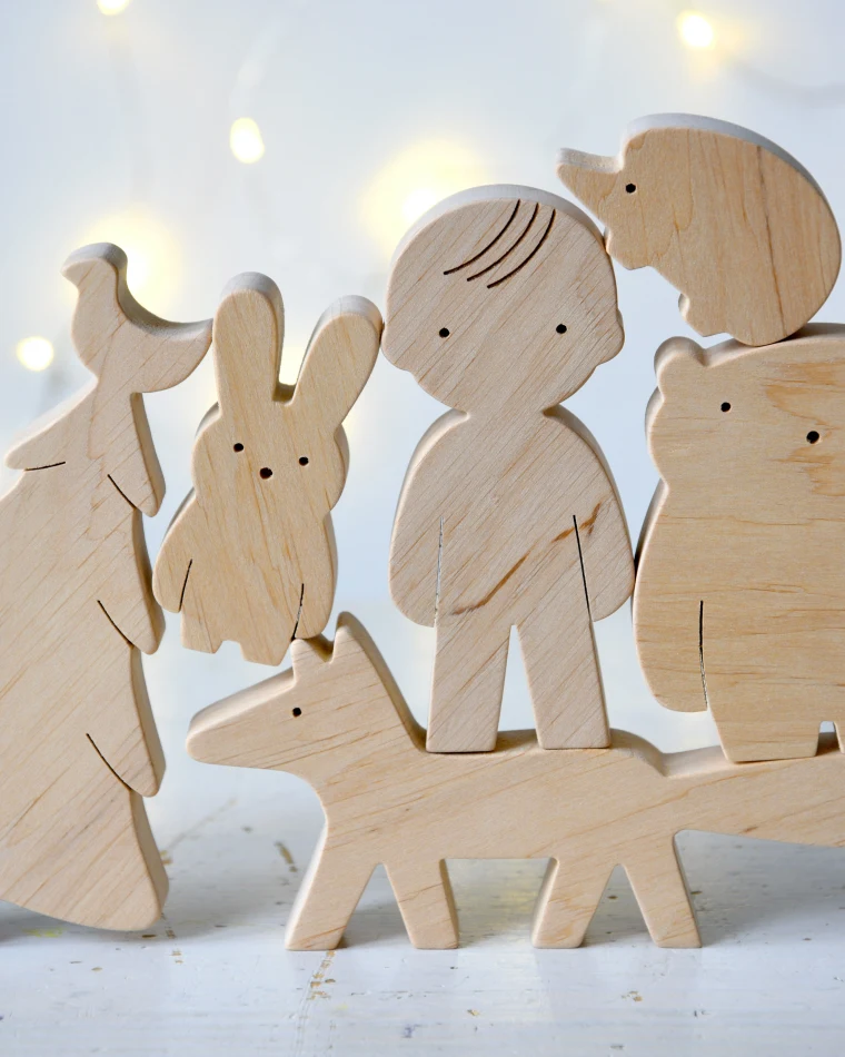 Medinių žaislų rinkinys „Berniukas ir miško žvėreliai" - Image 2