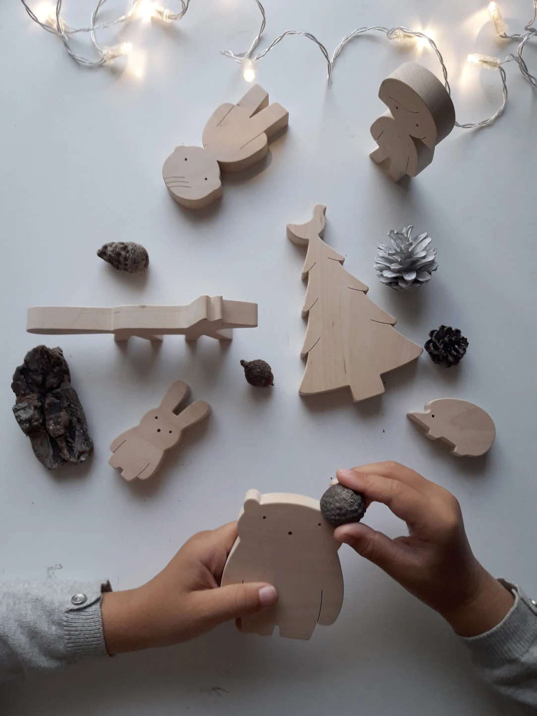 Medinių žaislų rinkinys „Berniukas ir miško žvėreliai" - Image 5